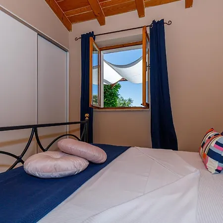 ヴィラ Morena プーラ